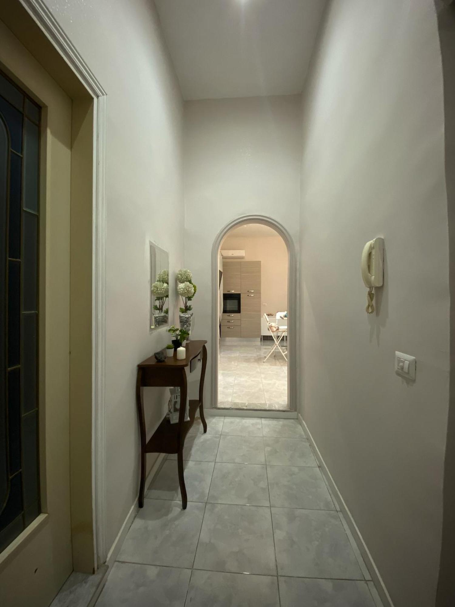Appartamento La Casa Al Centro " Vicino Al Centro Storico Di Napoli" Esterno foto