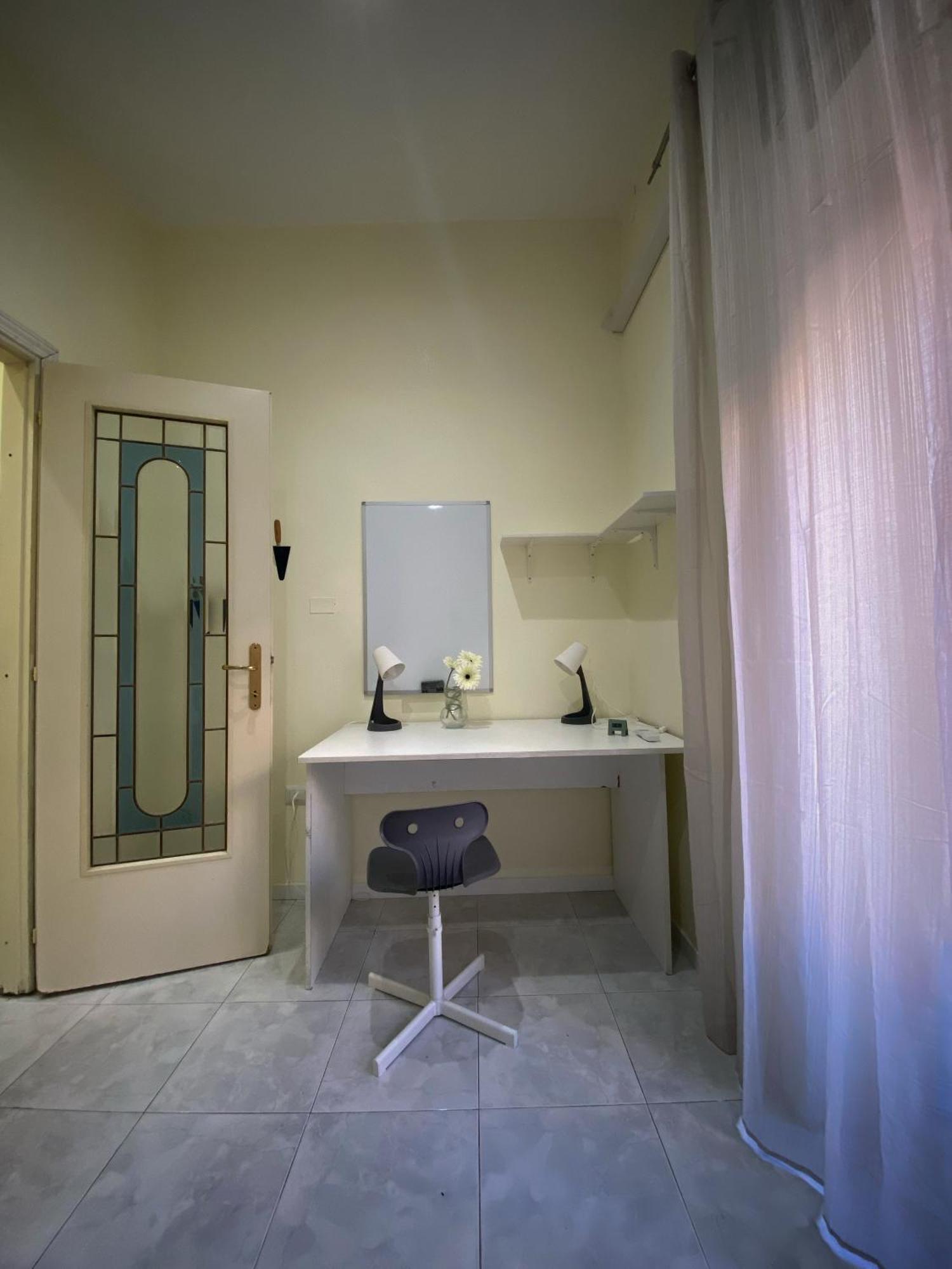 Appartamento La Casa Al Centro " Vicino Al Centro Storico Di Napoli" Esterno foto